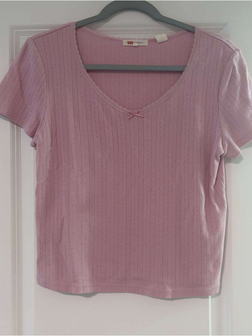 Levi's Light Pink Short Sleeve V-Neck Top